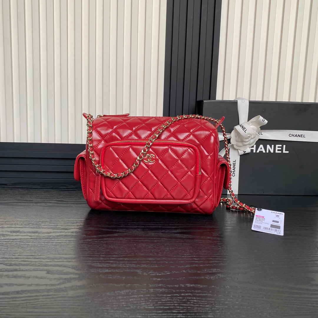CHANEL CAMERA BAG 24 IN RED SHINY CALFSKIN GOLD CHAIN