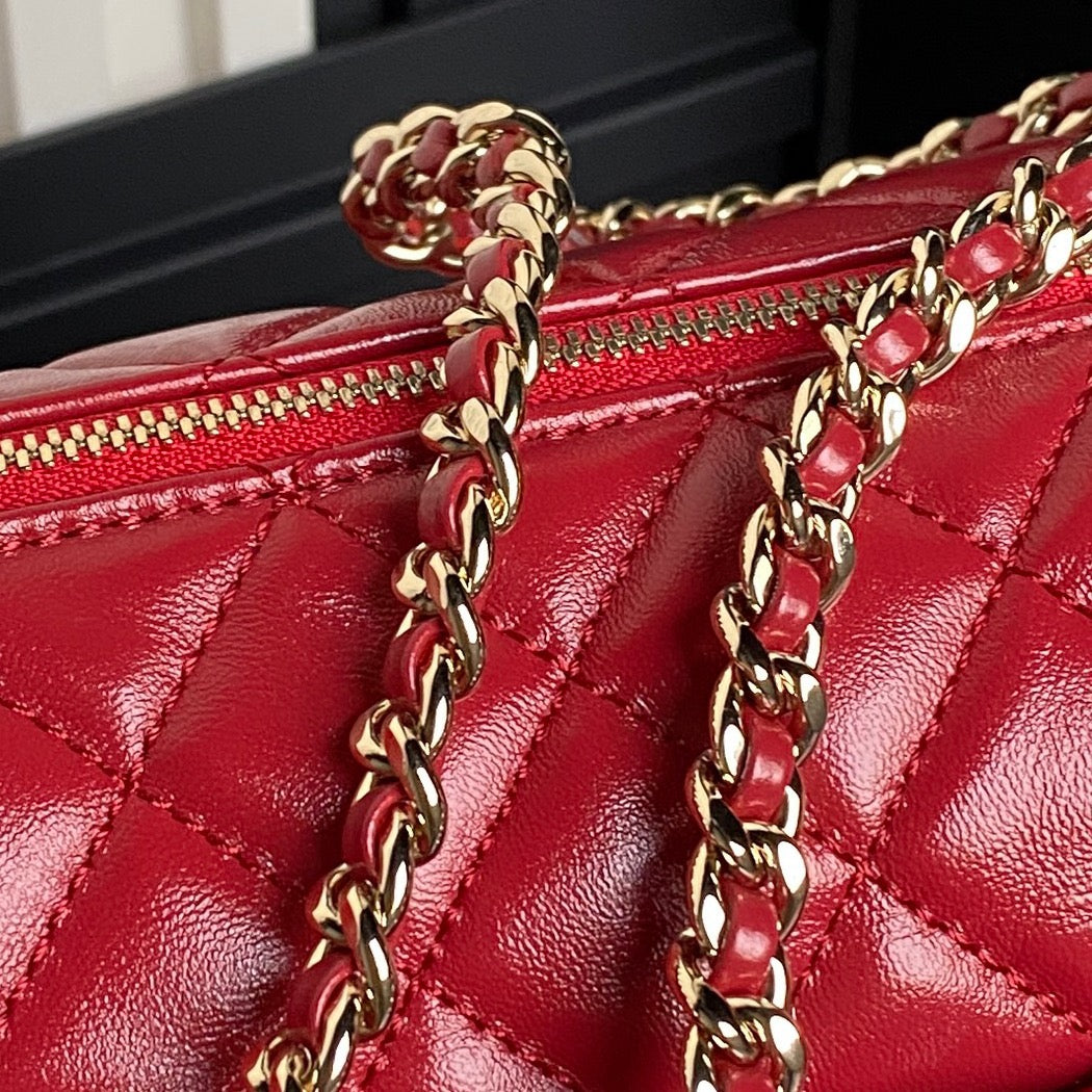 CHANEL CAMERA BAG 24 IN RED SHINY CALFSKIN GOLD CHAIN