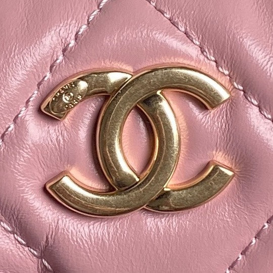 CHANEL BOWLING BAG 29 IN BABY PINK CALFSKIN GOLD HARDWARE