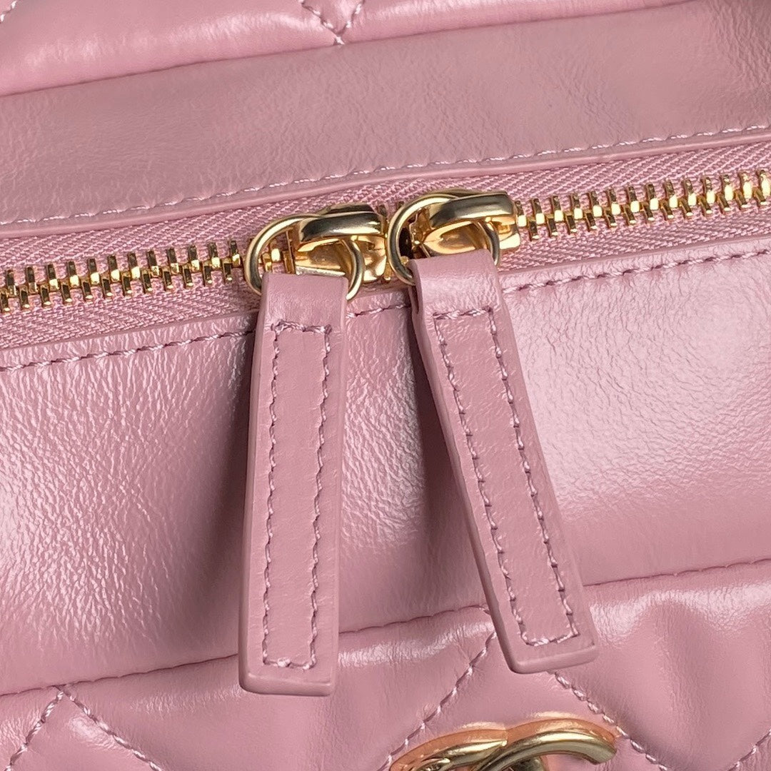 CHANEL BOWLING BAG 29 IN BABY PINK CALFSKIN GOLD HARDWARE