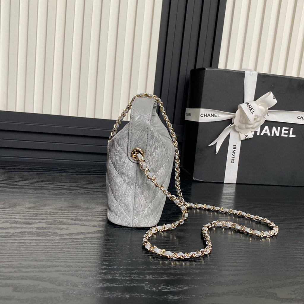 CHANEL HOBO BAG 21 IN RHINO GRAY GRAINED CALFSKIN GOLD HARDWARE