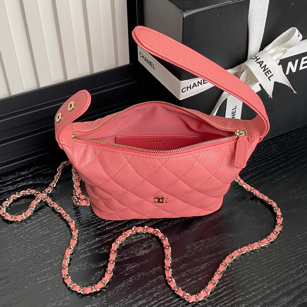 CHANEL HOBO BAG 21 IN FROLY PINK GRAINED CALFSKIN GOLD HARDWARE
