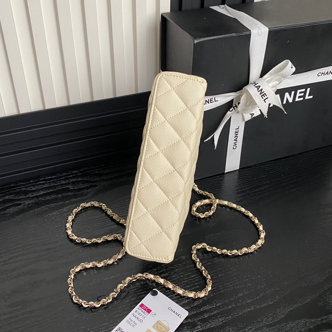 CHANEL COSMETIC BAG 19 IN CREAM GRAINED CALFSKIN GOLD HARDWARE