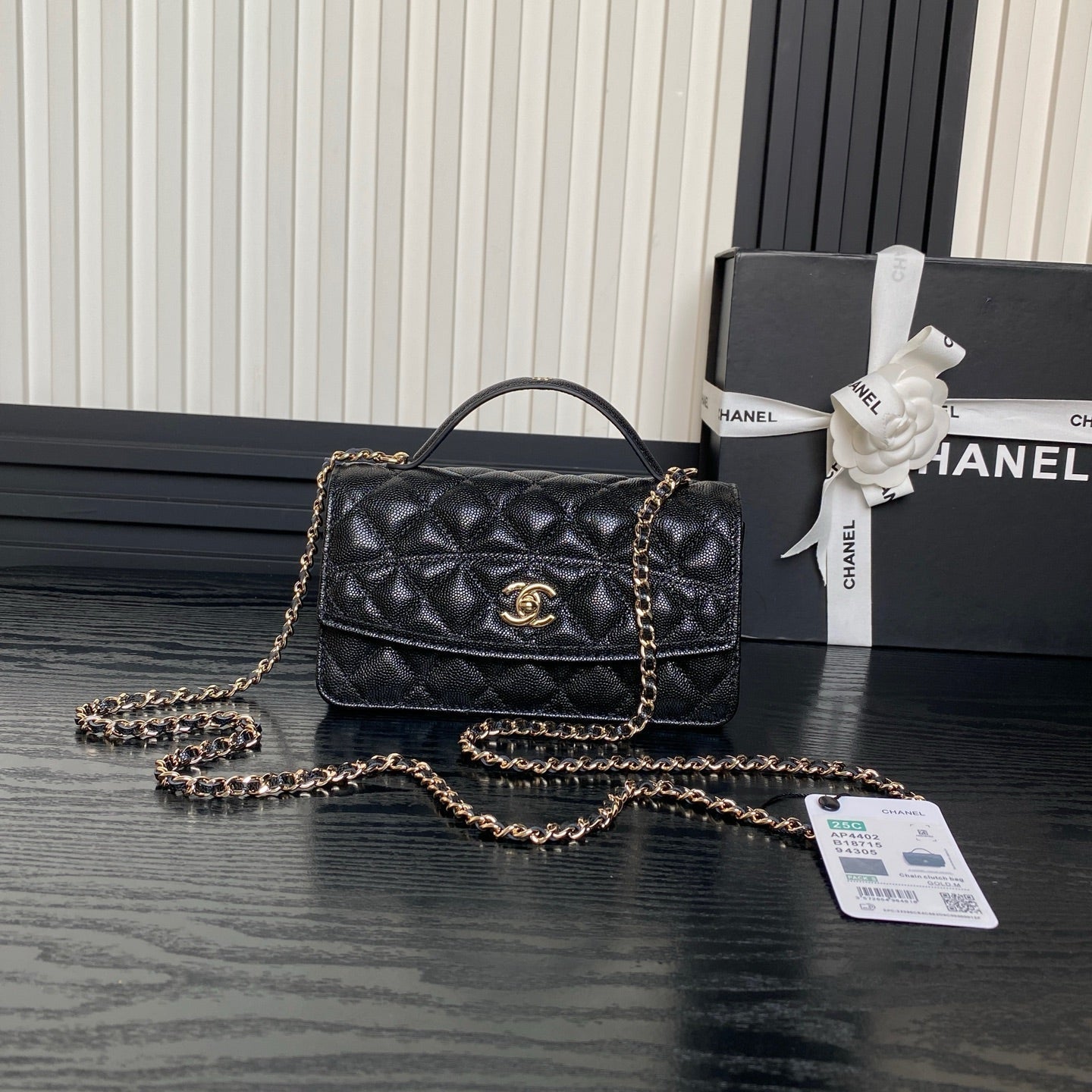 CHANEL 25C FLAP BAG 18 IN BLACK SHINY GRAINED CALFSKIN GOLD HARDWARE