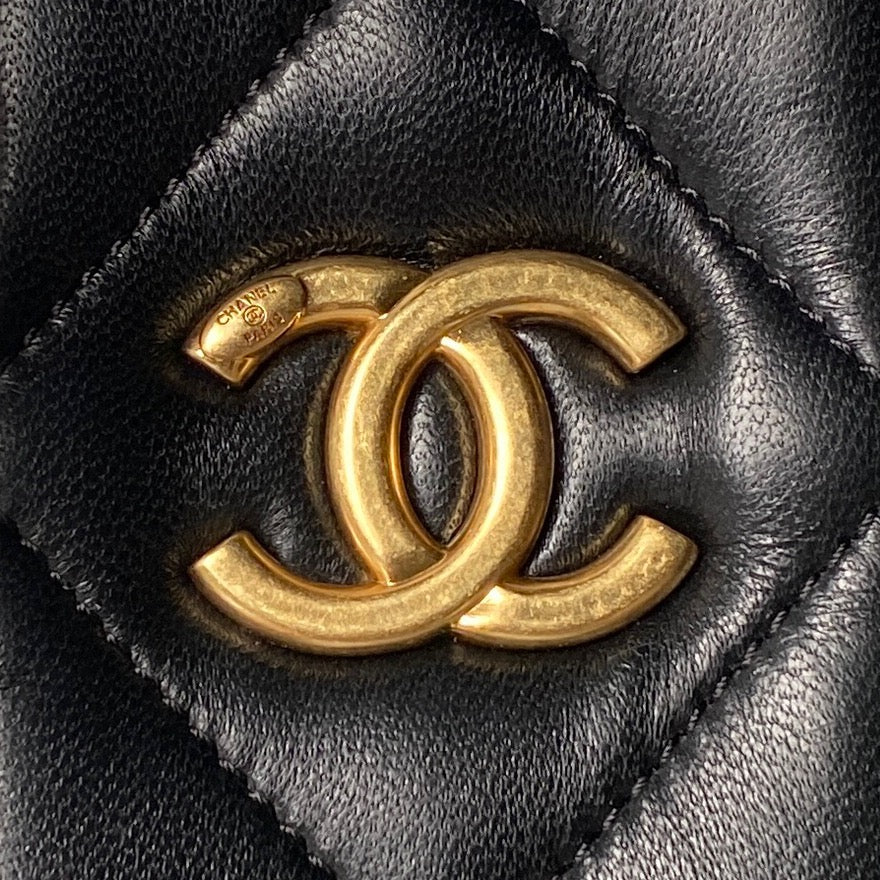 CHANEL 25S BOW BAG 26 IN BLACK LAMBSKIN WITH GOLD HARDWARE