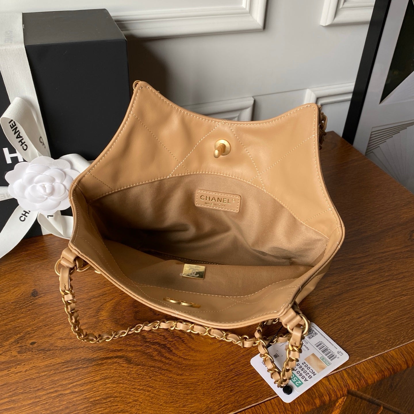 CHANEL 25S TOTE BAG 28 IN LIGHT BROWN CALFSKIN WITH GOLD HARDWARE