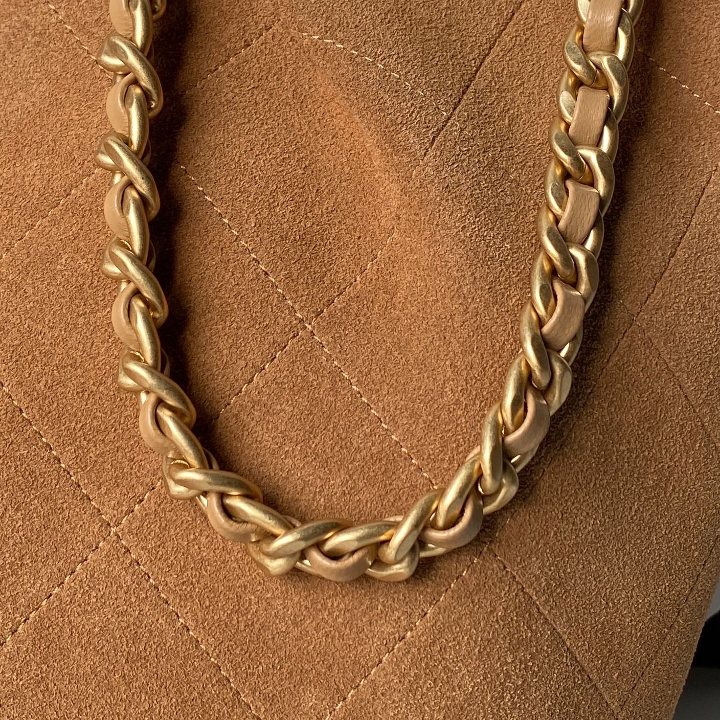 CHANEL 25S HOBO BAG 31 IN CARAMEL BROWN SUEDE WITH GOLD HARDWARE