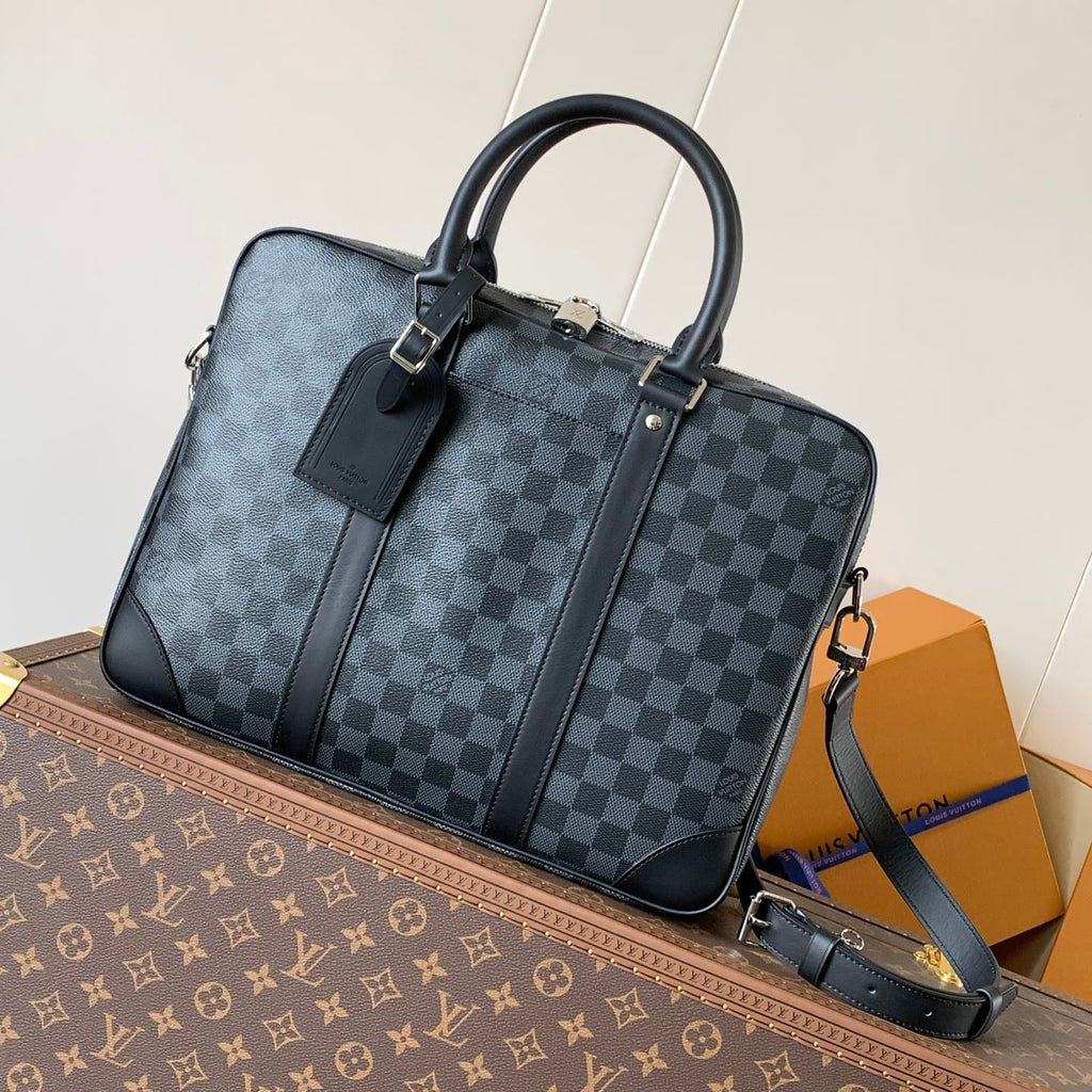 LOUIS VUITTON PORTE- DOCUMENTS VOYAGE NM HANDBAG 36 IN BLACK DAMIER GRAPHITE CANVAS