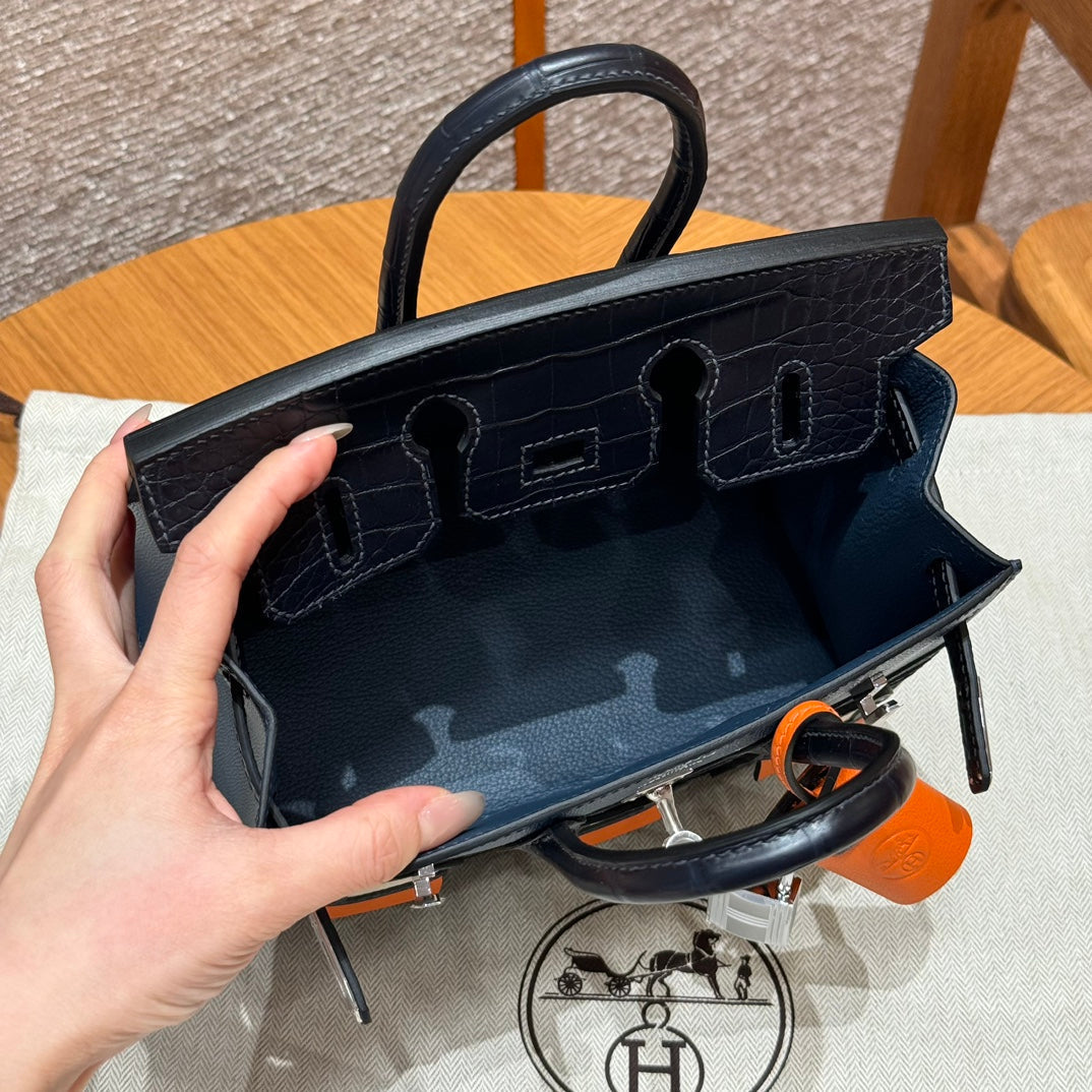 HERMES BIRKIN FAUBOURG TOUCH 20 IN NAVY BLUE CALFSKIN WITH SILVER HARDWARE