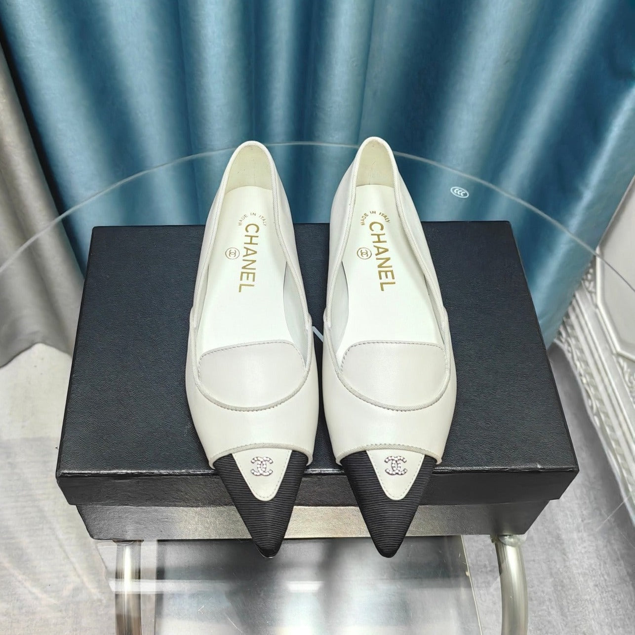 CHANEL BALLET FLAT WHITE MIX BLACK SHEEPSKIN POINTED TOE