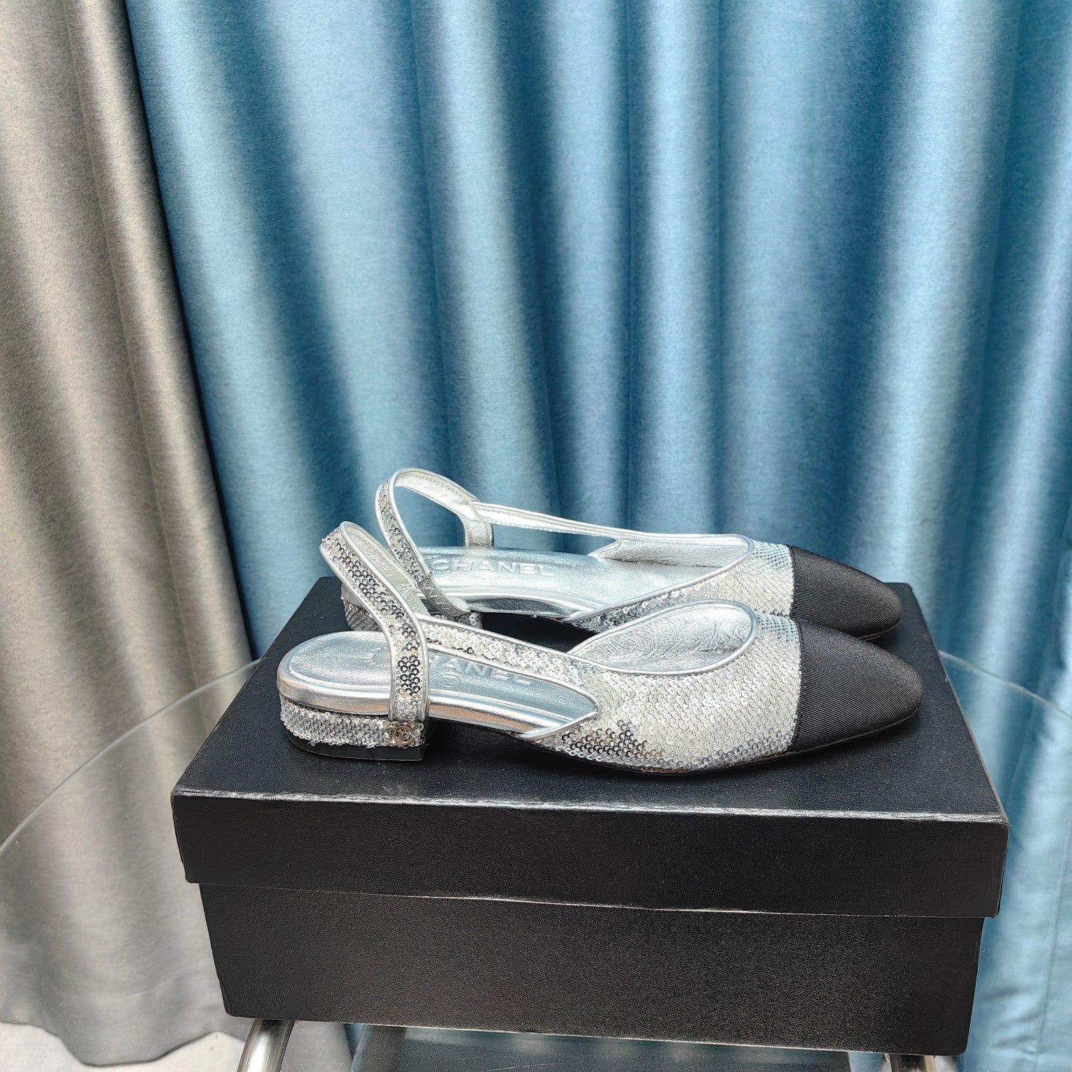 CHANEL SLINGBACKS IN GLITTER SILVER LAMBSKIN