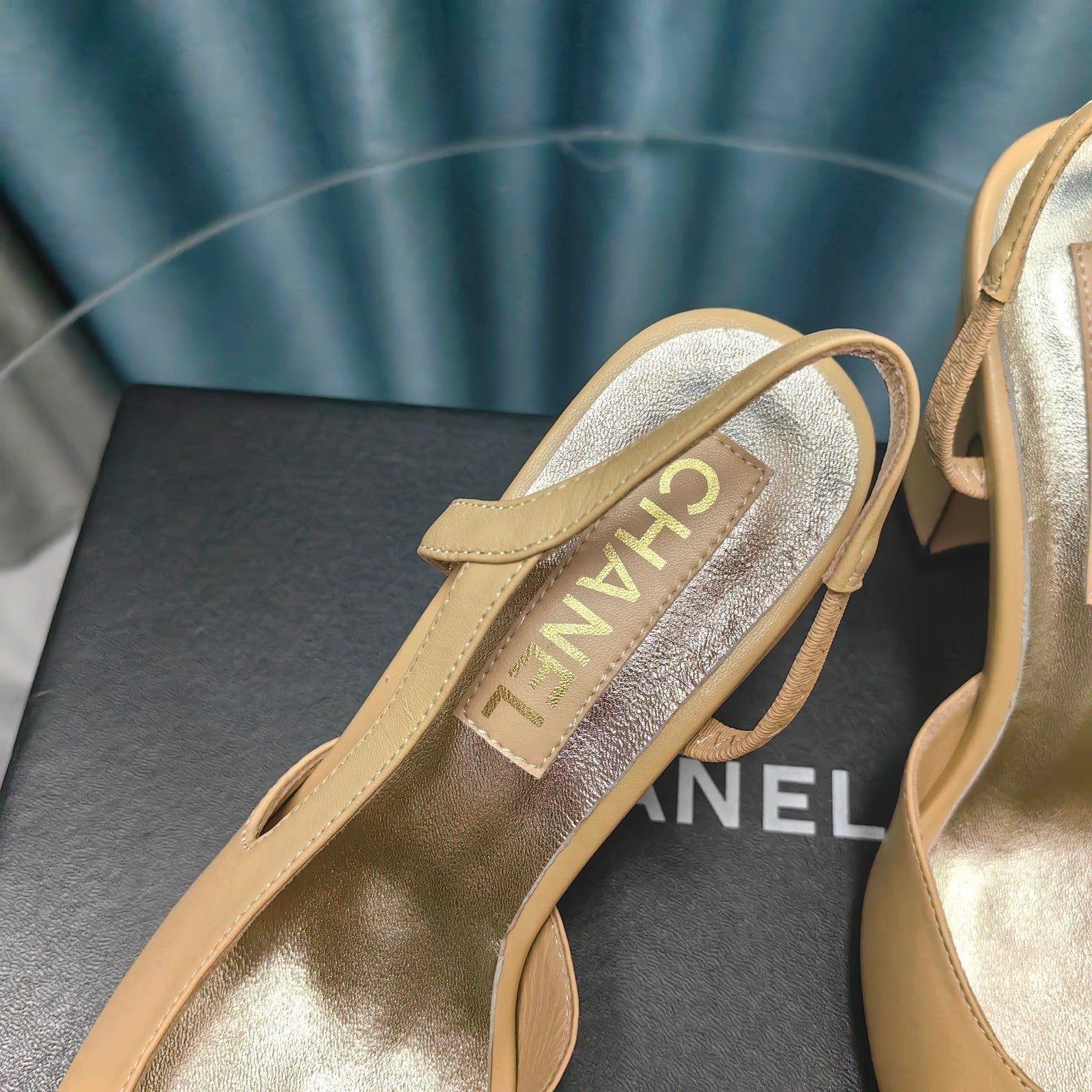 CHANEL HIGH SLINGBACKS IN DARK CREAM MIX BLACK LAMBSKIN