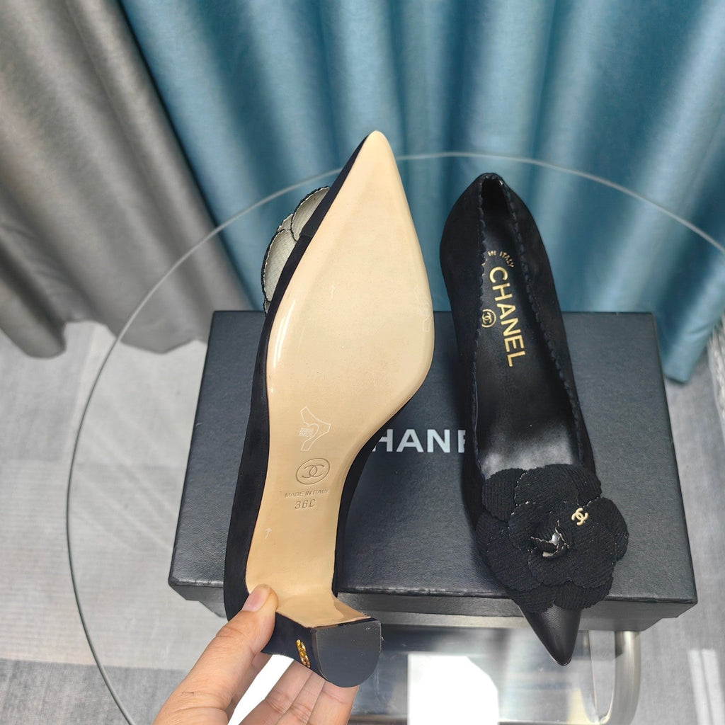 CHANEL HIGH HEELS 80 MM IN BLACK SUEDE AND CALFSKIN WITH FLOWER
