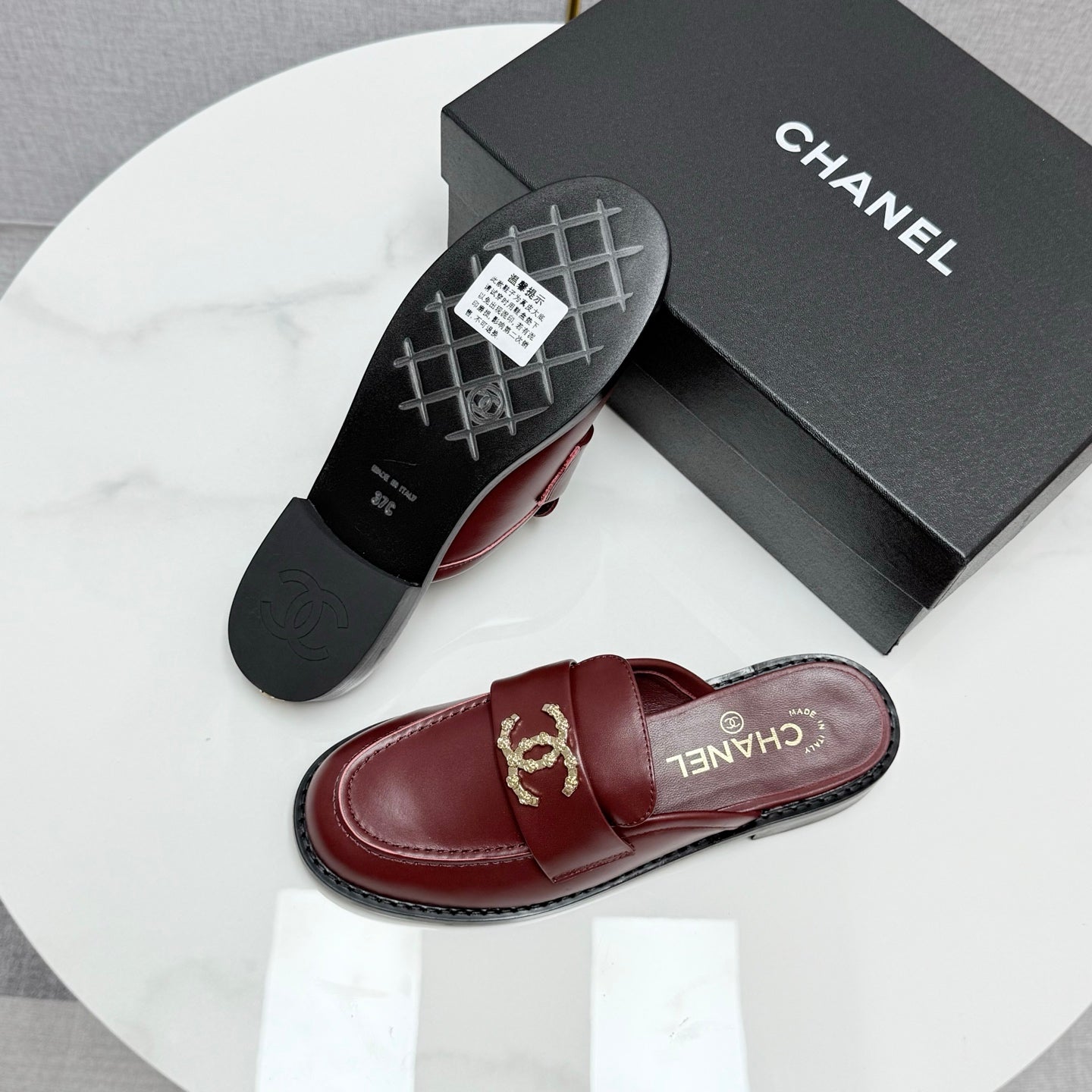 CHANEL FLAT MULE 25S IN DARK RED CALFSKIN STYLE 10