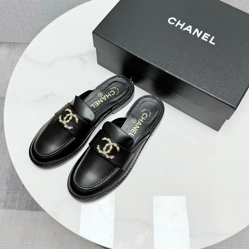 CHANEL FLAT MULE 25S IN BLACK CALFSKIN STYLE 7