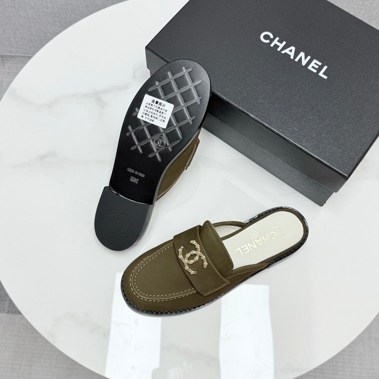 CHANEL FLAT MULE 25S IN OLIVE BROWN CALFSKIN STYLE 6