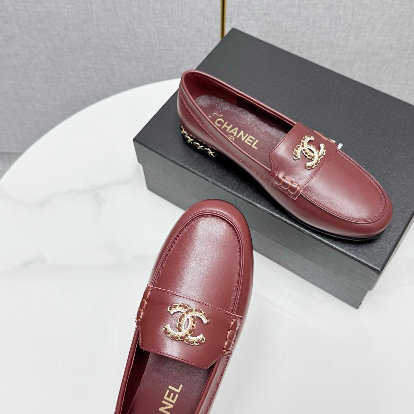CHANEL LOAFER 25S IN DARK RED LAMBSKIN WITH GOLD HARDWARE