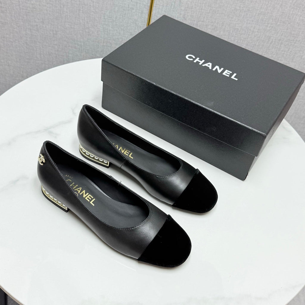 CHANEL BALLET FLATS 25S IN BLACK LAMBSKIN AND SUEDE WITH PEARL HEEL