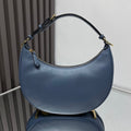 FENDIGRAPHY MEDIUM 29 IN QUEEN SMOOTH LAMBSKIN GOLD HARDWARE