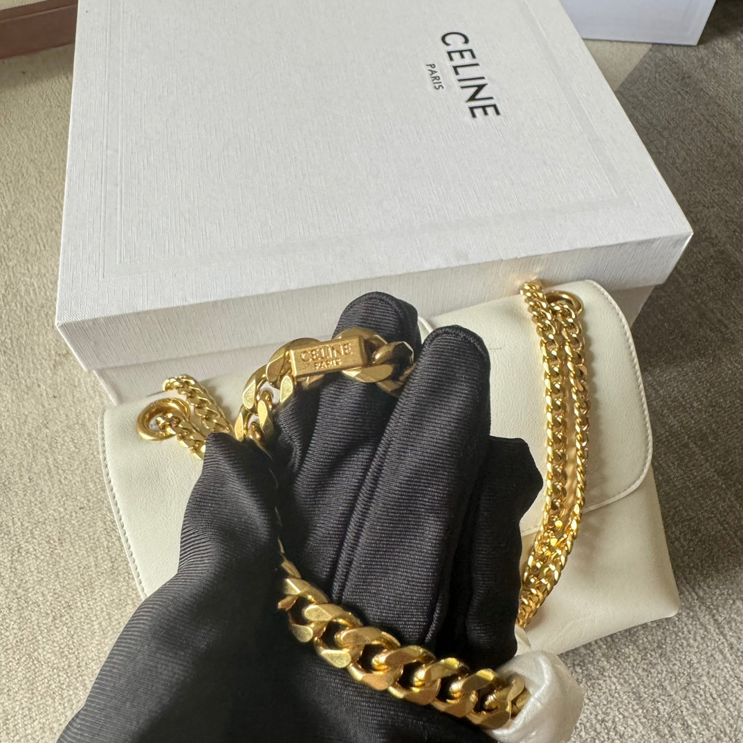 CELINE MEDIUM  VICTOIRE BAG 25 IN IVORY CALFSKIN