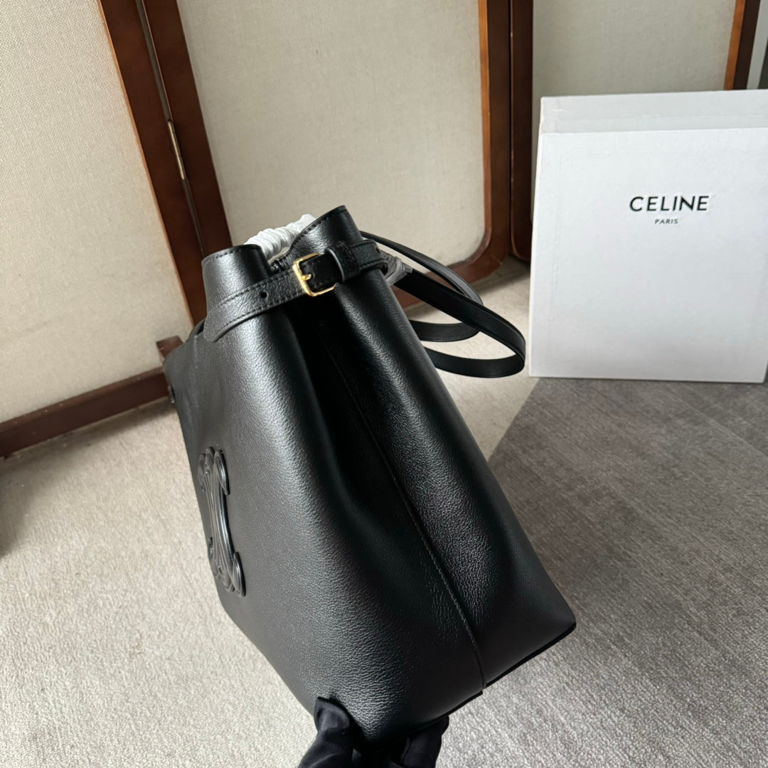 CELINE MEDIUM CABAS ANAÏS CUIR TRIOMPHE 54 IN BLACK GRAINED CALFSKIN