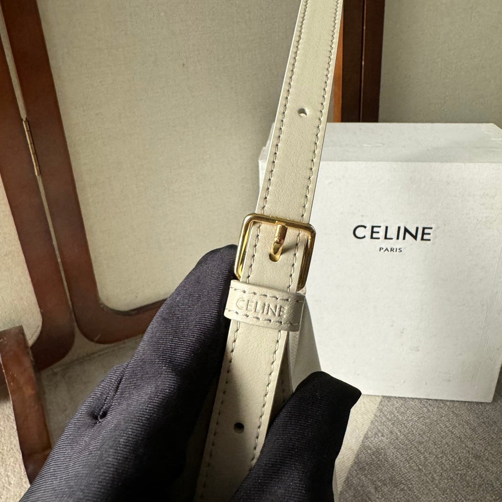 CELINE SMALL HELOÏSE BAG CUIR 22 IN WHITE CALFSKIN EMBOSSED LOGO