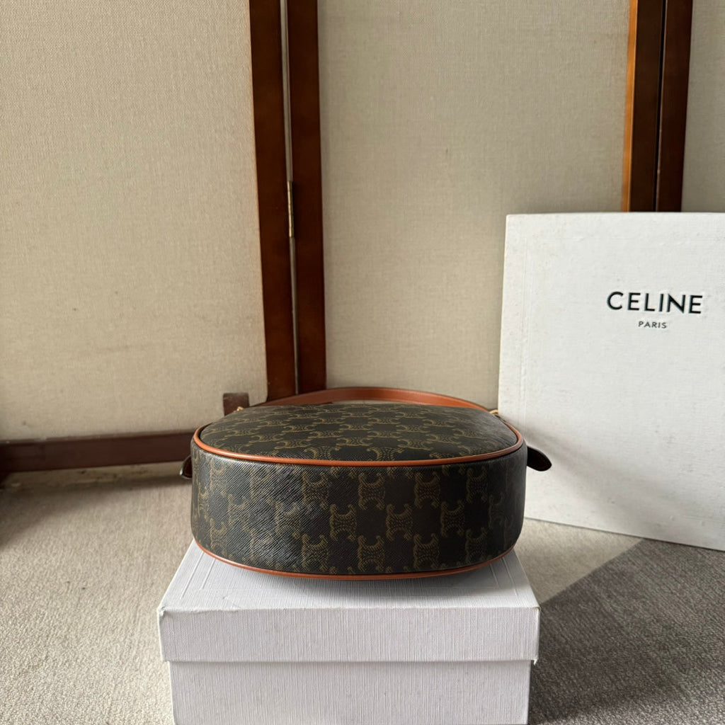 CELINE SMALL HELOÏSE BAG CUIR 22 IN BLACK TRIOMPHE CANVAS
