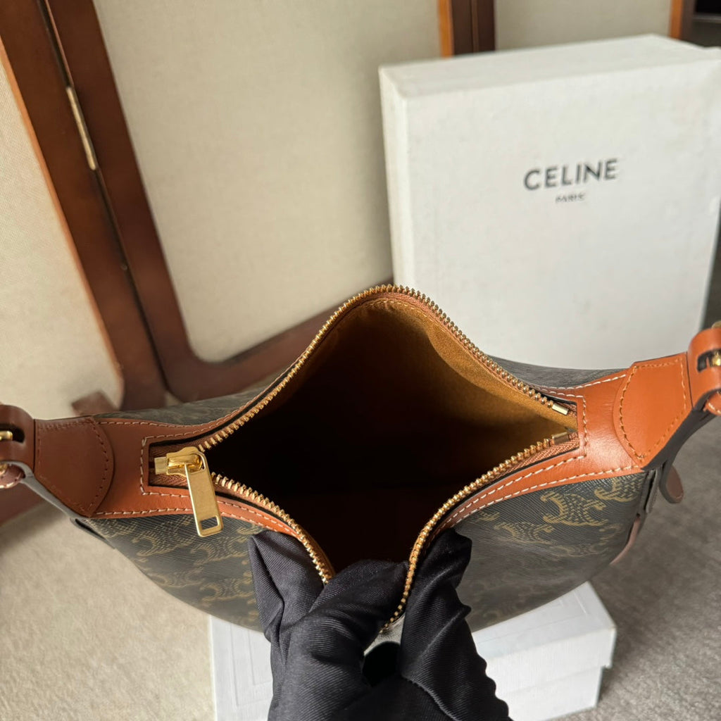 CELINE SMALL HELOÏSE BAG CUIR 22 IN BLACK TRIOMPHE CANVAS