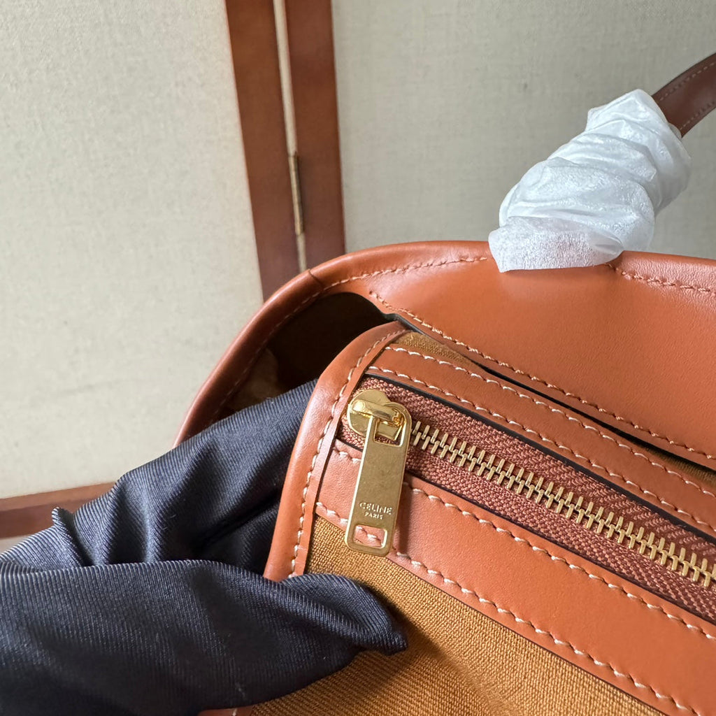 CELINE TRIOMPHE CANVAS 26.5 IN PRINTED CALFSKIN BROWN WHITE
