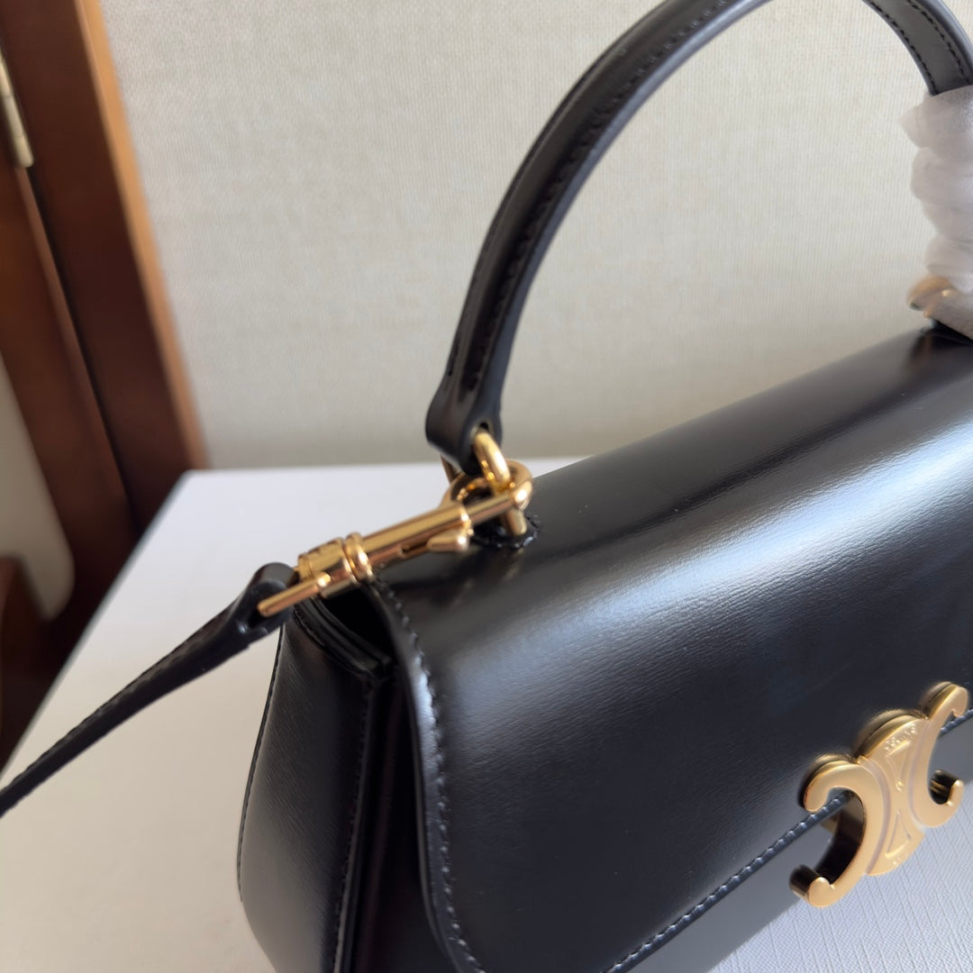 CELINE TEEN LOLA 20 IN BLACK CALFSKIN GOLD HARDWARE