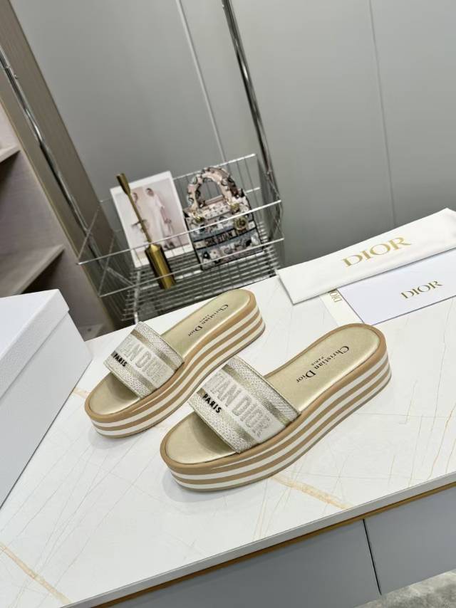 DIOR CD DWAY PLATFORM SLIDE IN SAGE GREEN AND WHITE COTTON STRIPED SOLE
