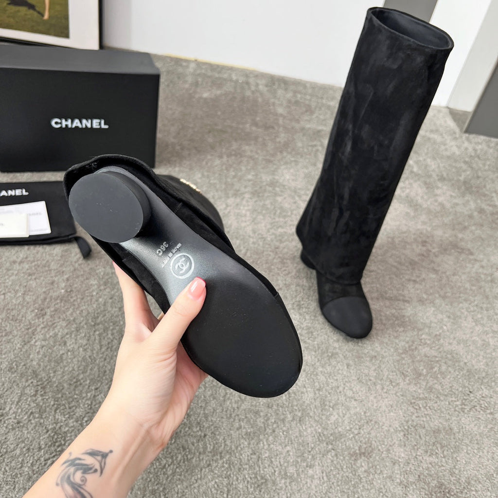 CHANEL 25S HIGH BOOTS 55MM IN BLACK SUEDE AND CANVAS GOLD HARDWARE