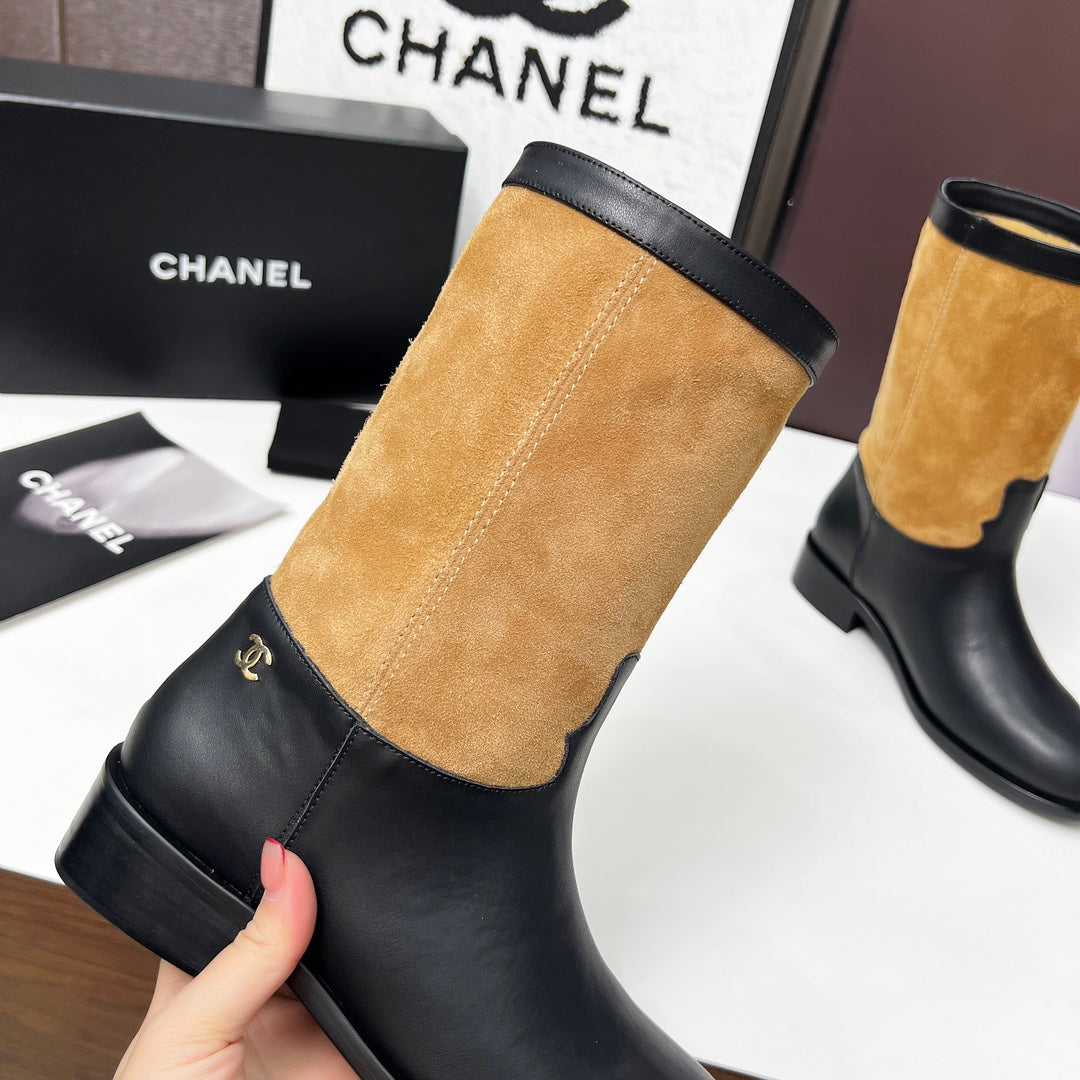 CHANEL 25S MID-CALF BOOTS 35MM IN BLACK CALFSKIN AND CARAMEL SUEDE GOLD HARDWARE