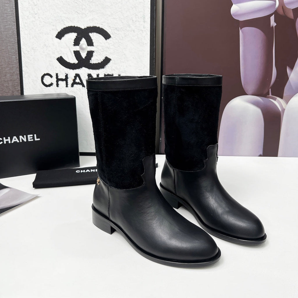 CHANEL 25S MID-CALF BOOTS 35MM IN BLACK CALFSKIN AND SUEDE GOLD HARDWARE