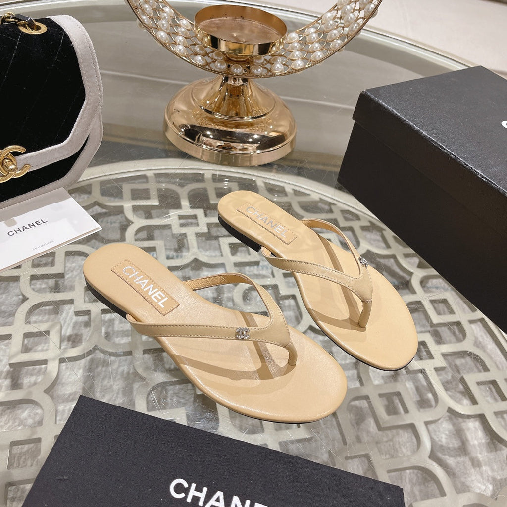 CHANEL Double  Flip  Flop Thongs Beige Cream Sheepskin