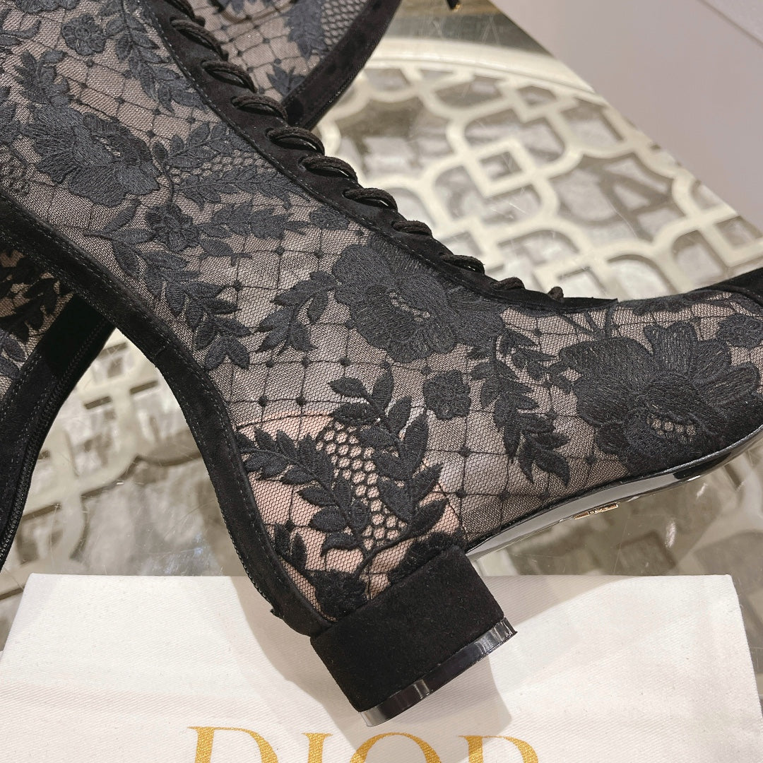 DIOR NAUGHTILY-D BOOT BLACK TRANSPARENT MESH AND SUEDE EMBROIDERED WITH ROSES MOTIF 35 MM