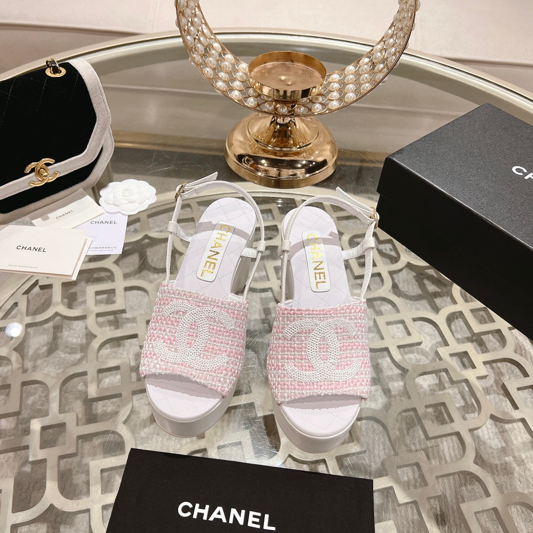 CHANEL WEDGE SANDALS IN LIGHT PINK FABRIC WITH WHITE LOGO