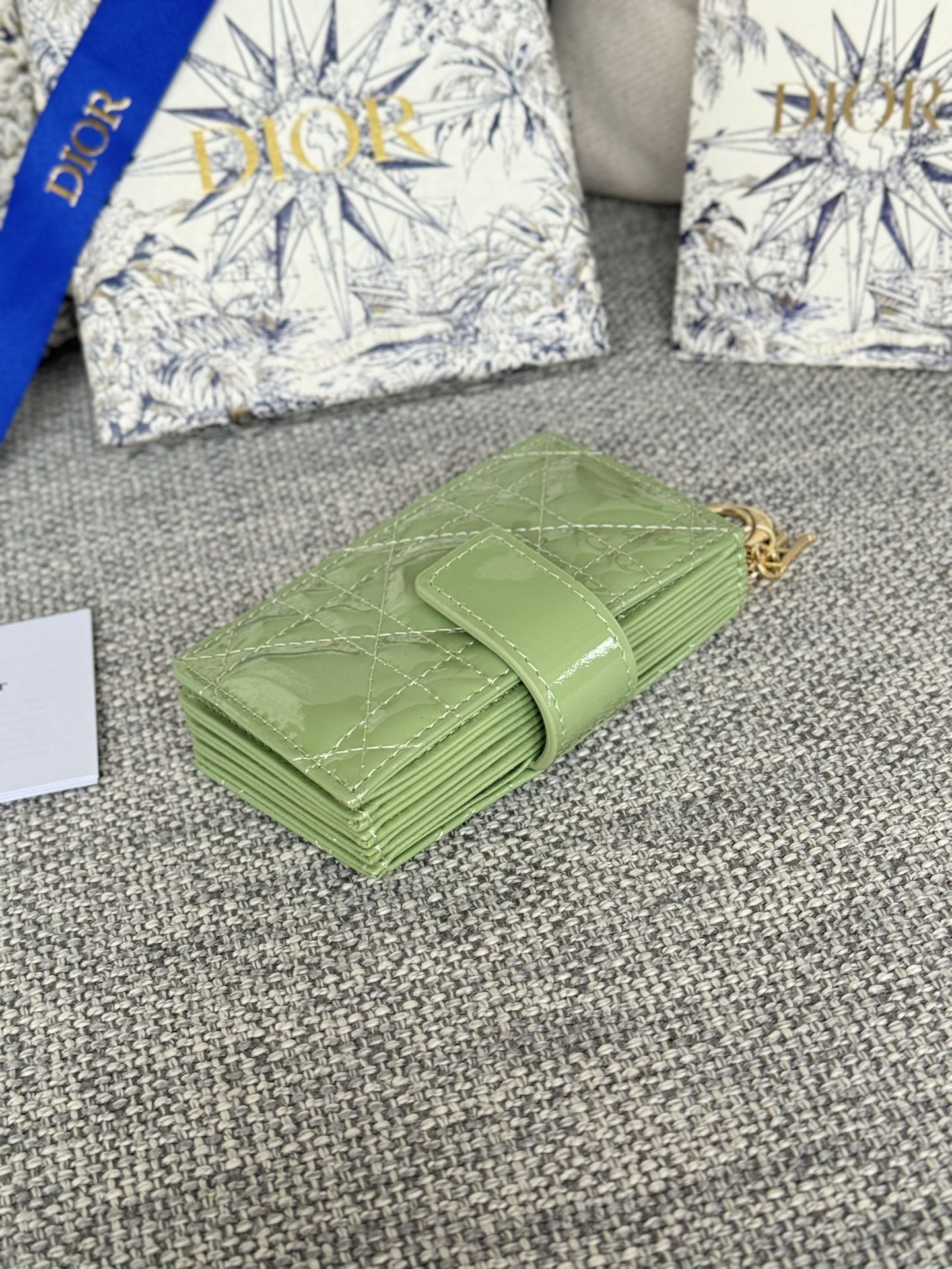 DIOR LADY JASMINE CARD HOLDER 10 IN LIGHT GREEN QUILTED PATENT CALFSKIN