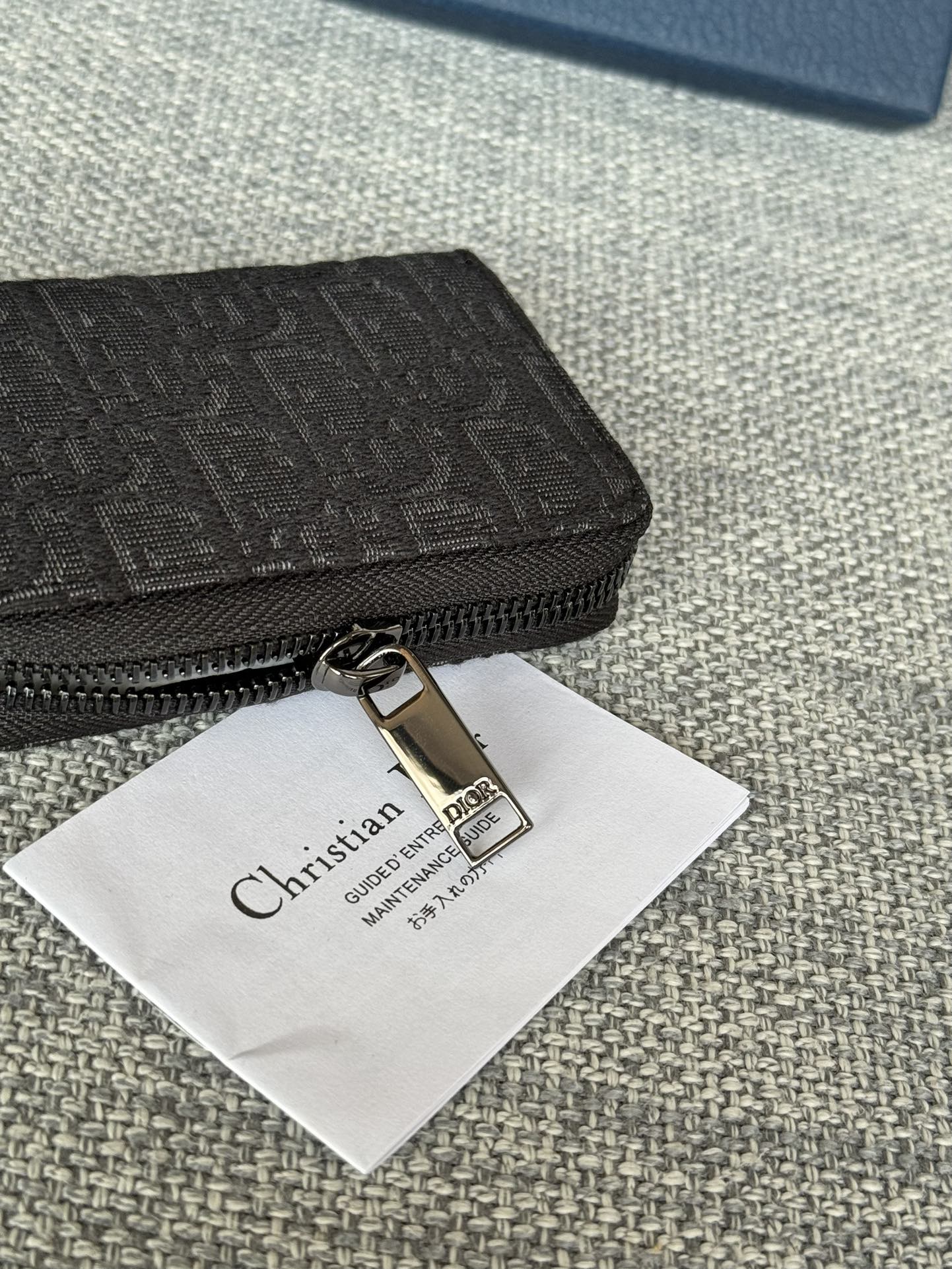 DIOR ZIPPED MINI WALLET 10 IN BLACK MONOGRAM OBLIQUE JACQUARD