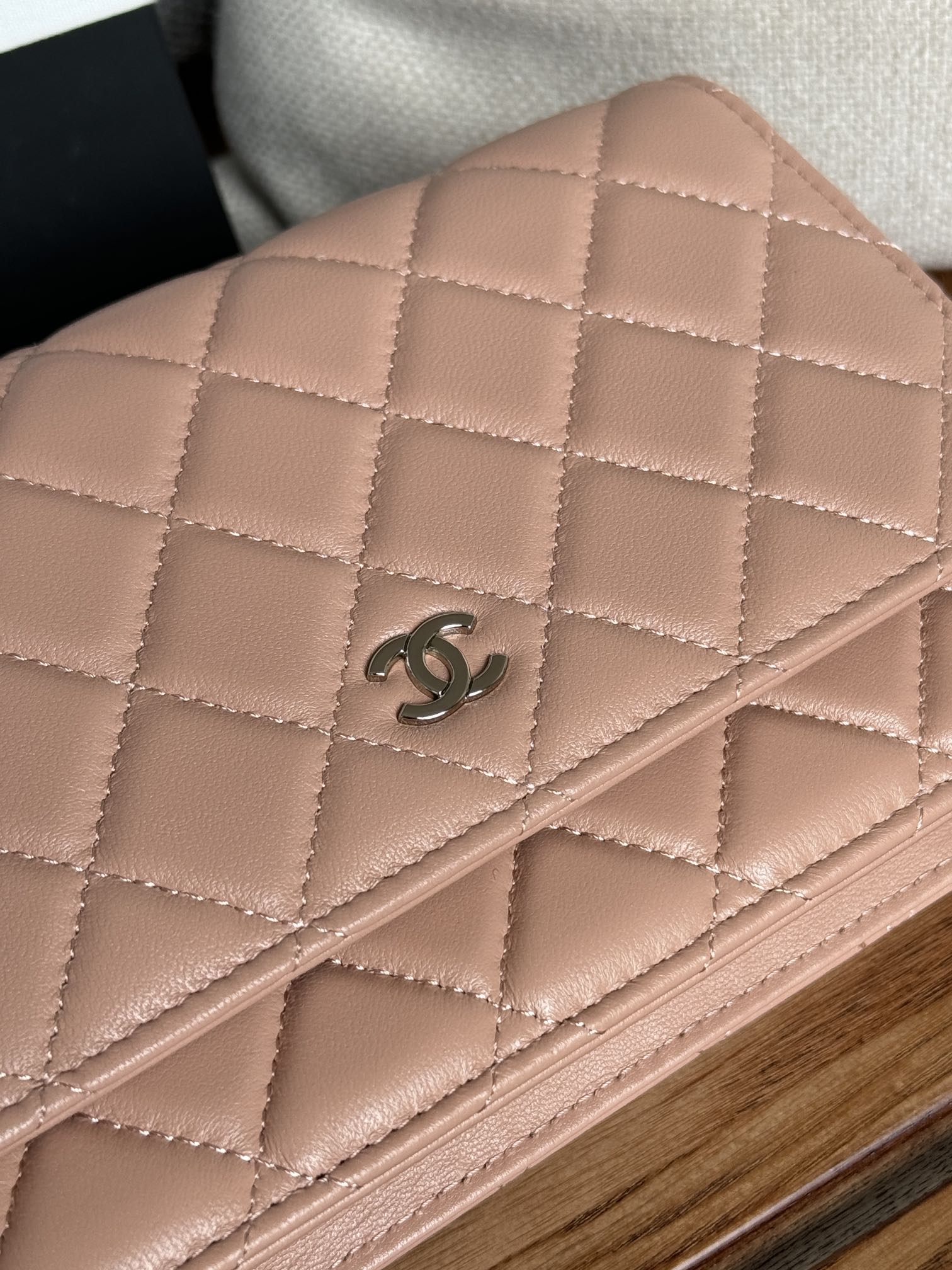 CHANEL WOC ENTRUPY 19 BAG IN LIGHT PINK CALFSKIN