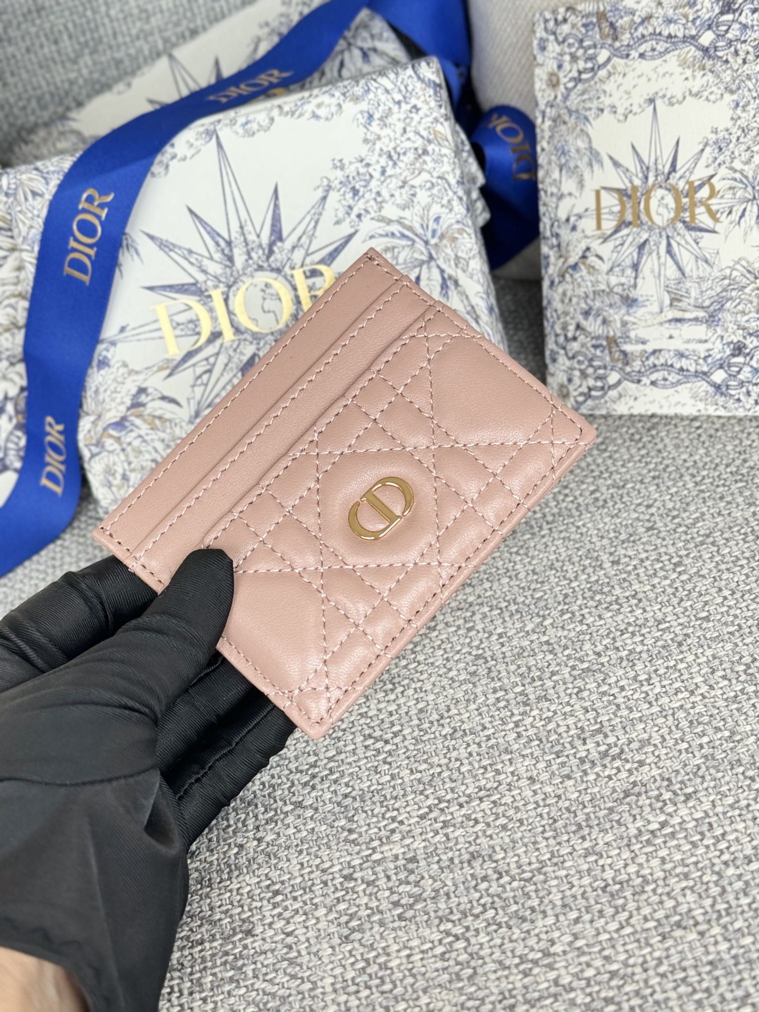 DIOR CARO FREESIA CARD HOLDER 10 IN BABY PINK CANNAGE CALFSKIN