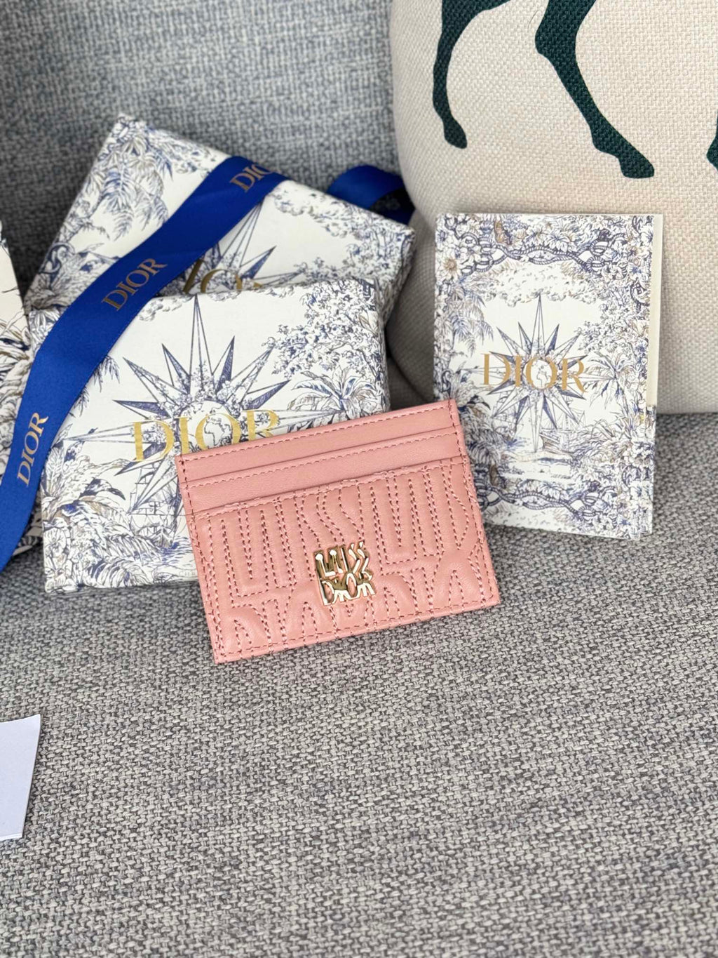 DIOR FREESIA CARD HOLDER 10 IN BABY PINK QUILTED ALLOVER CALFSKIN