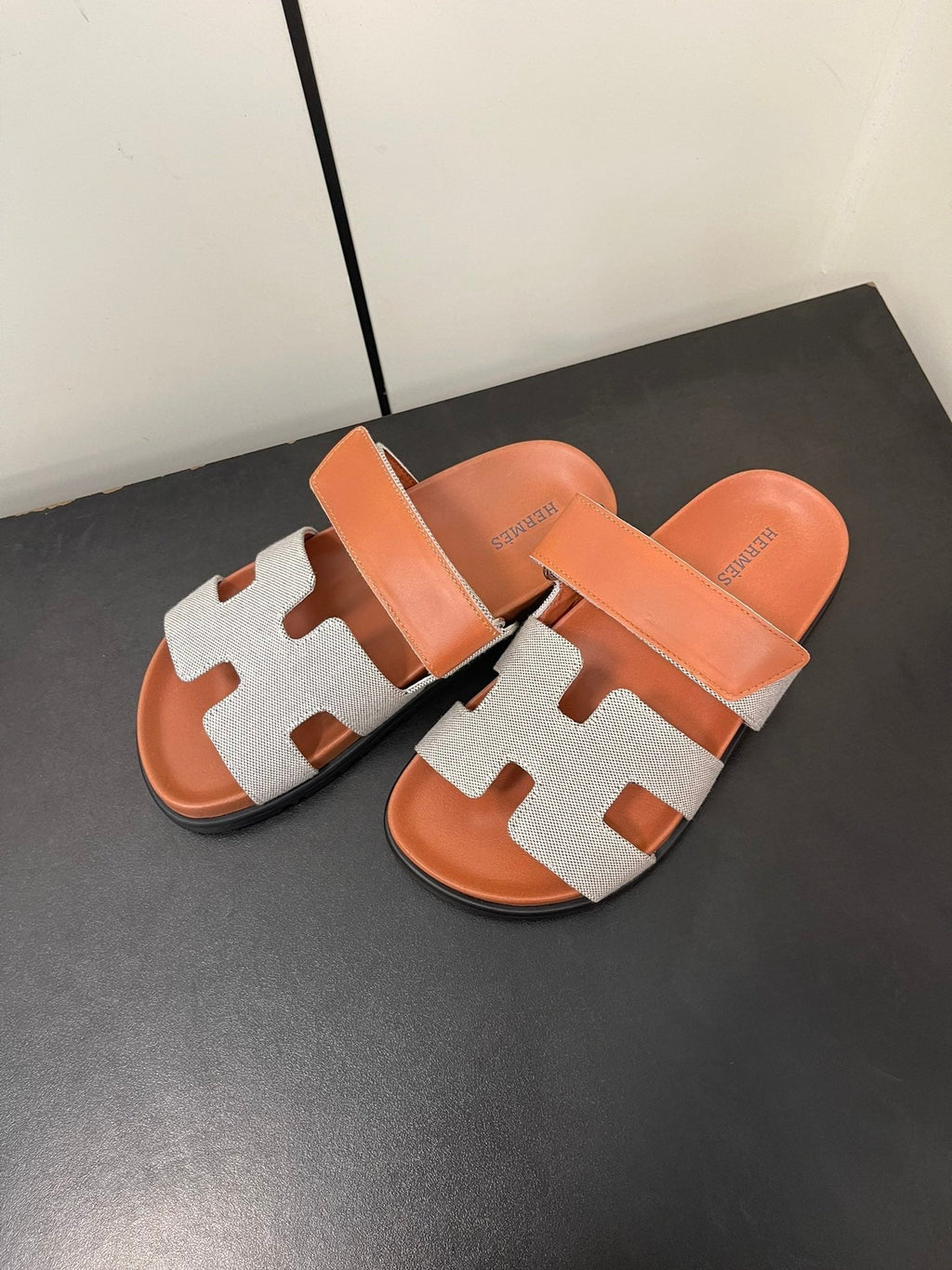 HERMES CHYPRE SANDAL ORANGE MIX CREAM CALFSKIN