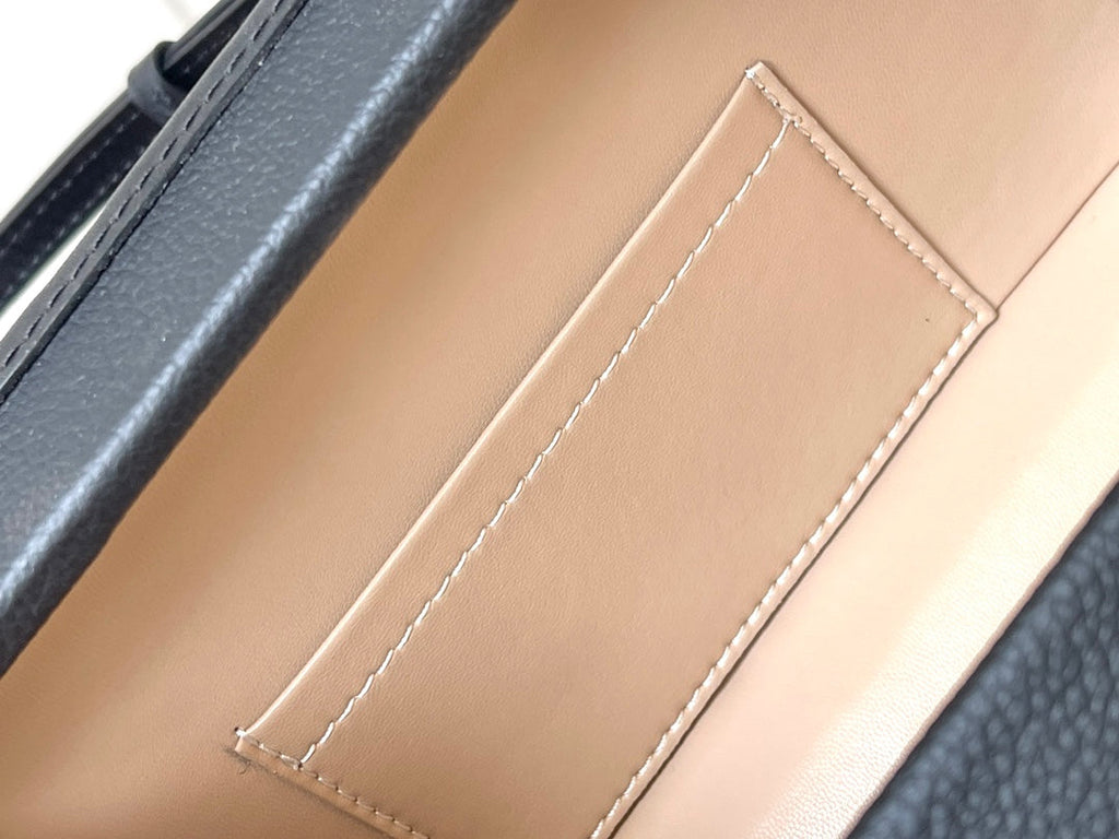 LOUIS VUITTON PETITE MALLE 20 IN BLACK CALFSKIN