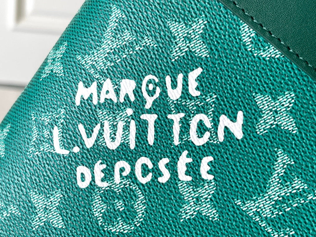 LOUIS VUITTON POCHETTE VOYAGE SOUPLE 32 IN GREEN MONOGRAM HERITAGE CANVAS