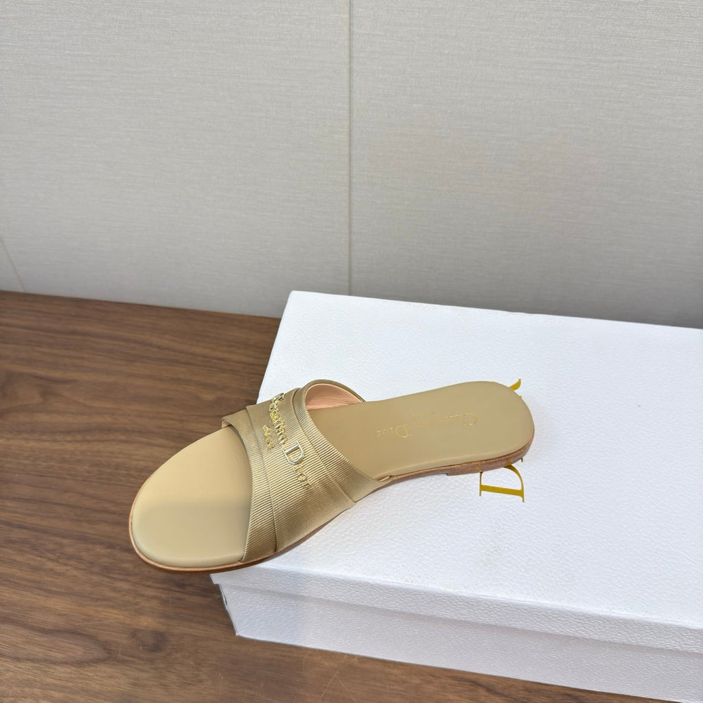 DIOR SANDAL 25S IN BEIGE LAMBSKIN AND FABRIC WITH GOLD HARDWARE