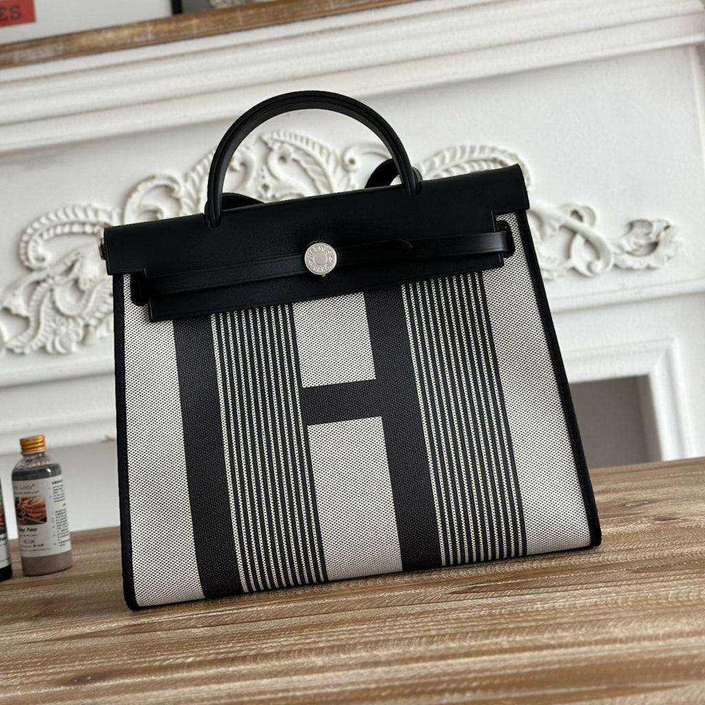HERMES ZIP CABINE 31 BAG IN BLACK MIX WHITE CANVAS AND CALFSKIN