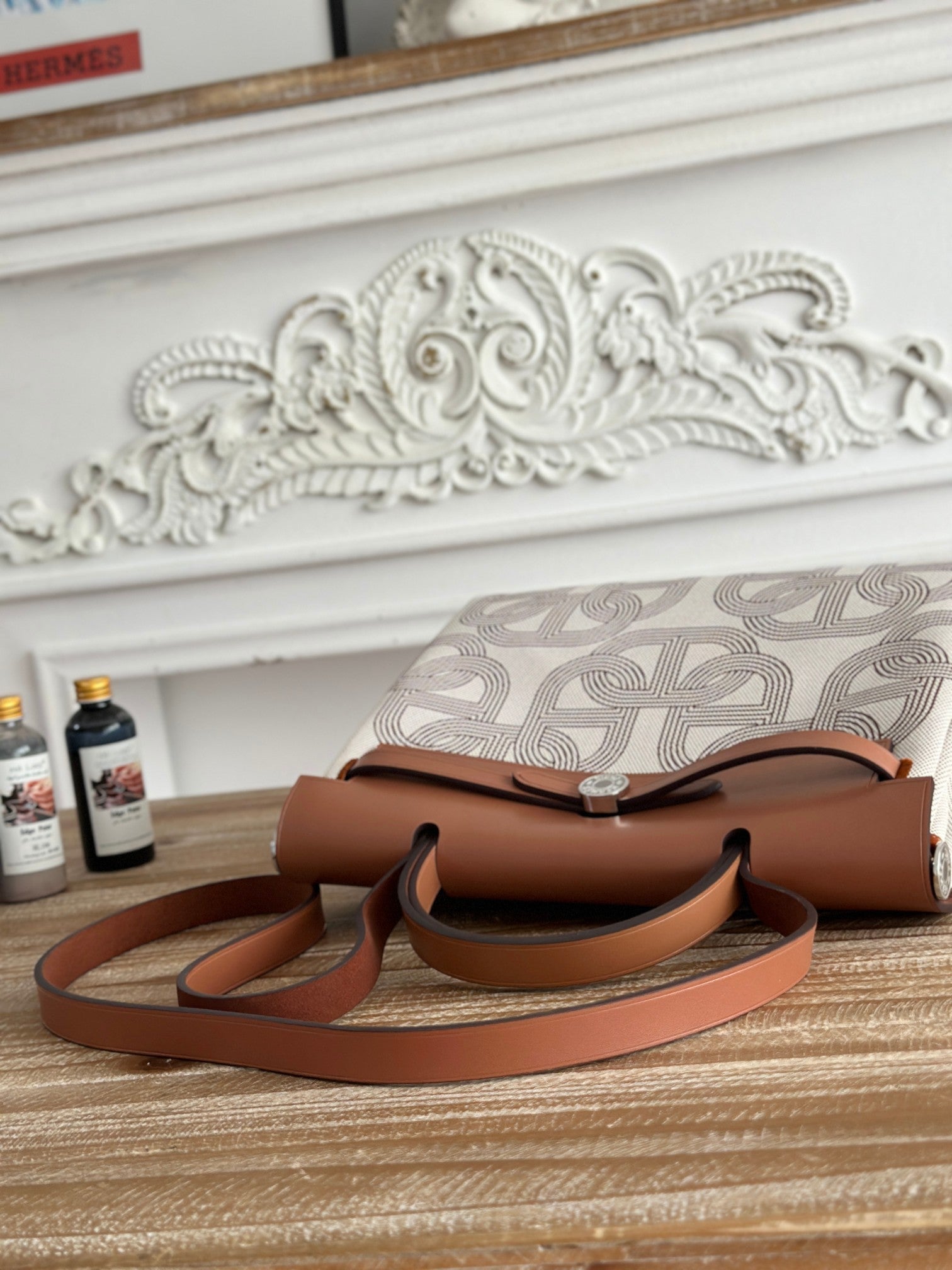 HERMES HERBAG ZIP 31 LAQUERED BAG IN OFF-WHITE MIX BROWN H PLUME CANVAS AND BROWN COWHIDE