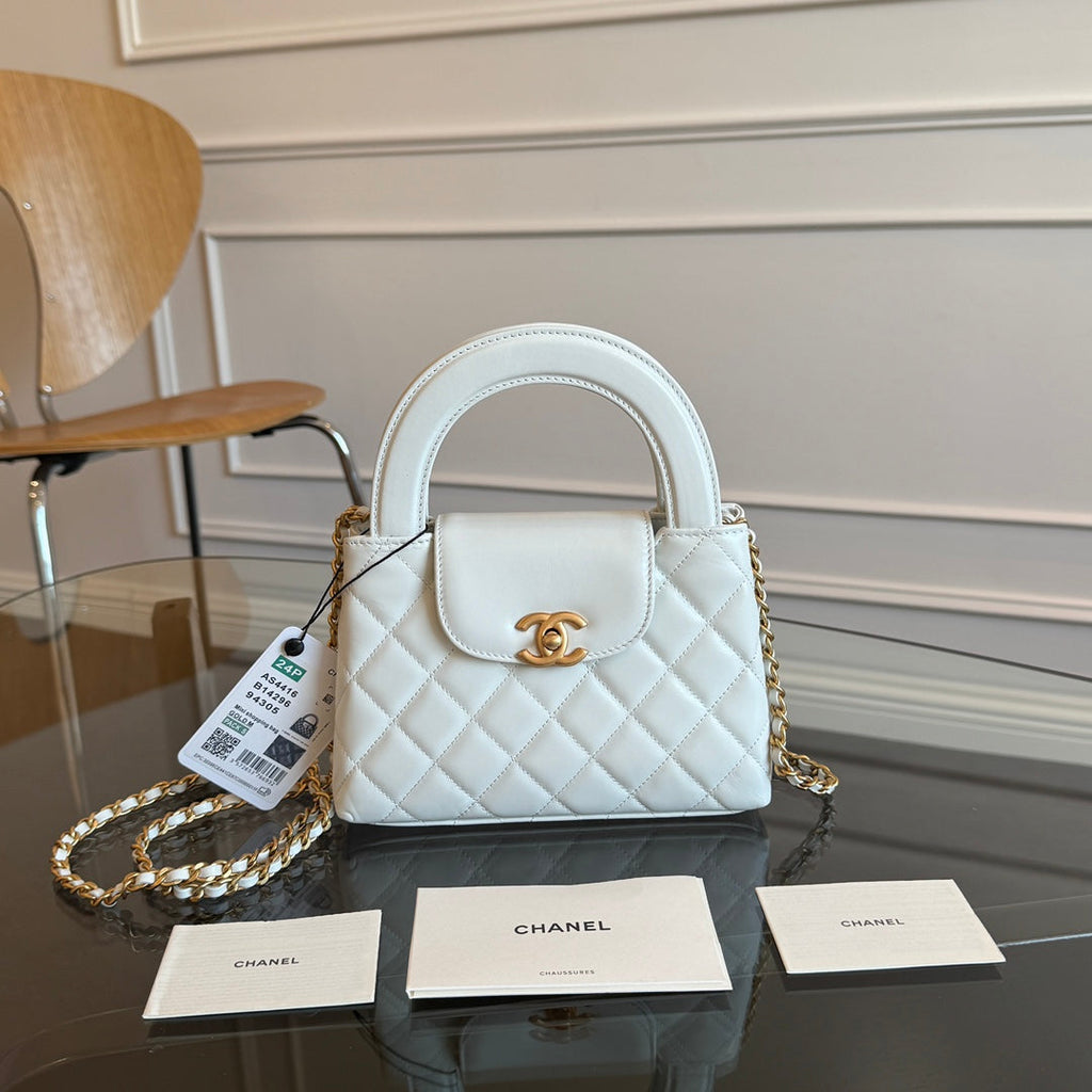 CHANEL KELLY SHOPPING BAG 19 IN WHITE CALFSKIN GOLD HARDWARE