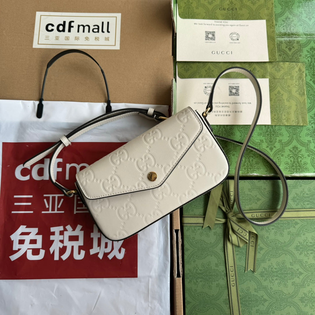 GUCCI SUPER MINI SHOULDER BAG 21 IN WHITE EMBOSSED CALFSKIN